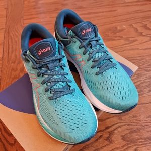 Asics Kayano 27 size 8.5